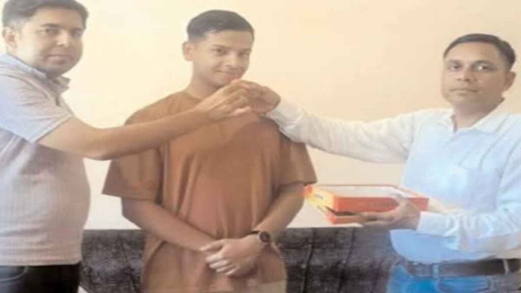 विनय प्रकाश बने लेफ्टिनेंट, सिटी पीजी कॉलेज नगीना का नाम किया रौशन