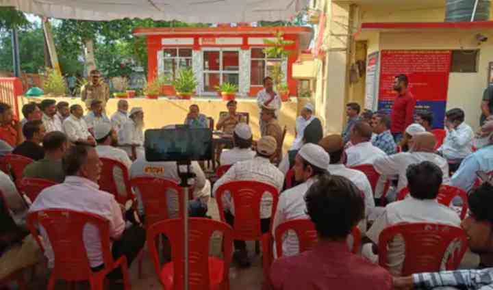 "नगीना में ईद से पहले शांति समिति की बैठक | अफसरों की अपील – सौहार्द बनाए रखें"